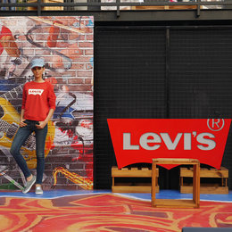 NEW : LEVI’S® FOOTWEAR COLLECTION 