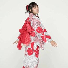 Gemas! Kimono Hello Kitty ini Dijual di Tokyo
