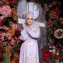 Hidah Pratama Fashion: Hadirkan Gaya, Makna & Pemberdayaan Perempuan