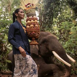 Menggah Agung Rilis Kolaborasi bersama Maudy Koesnaedi