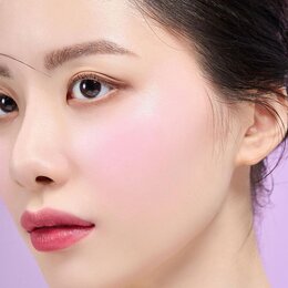 Lagi Tren, Ini 5 Blush On Ungu yang Bisa Kamu Coba