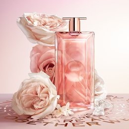 Lancôme Idôle: Kekuatan Perempuan Dalam Parfum Tertipis Di Dunia