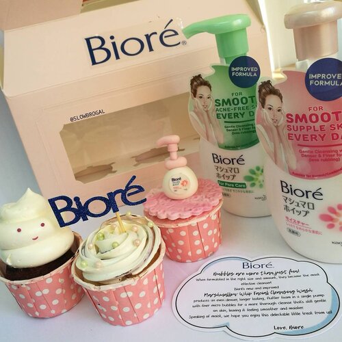 <div class="photoCaption">Bubbles are more than just fun! 😍😍 Thank you @Bioresg for sending these cute little cupcakes together with the new improved formula of Biore Marshmallow Whip Facial Cleasing Wash.❤❤ Happy Tuesday everyone! 😘✨ #clozette #Bioresg</div>