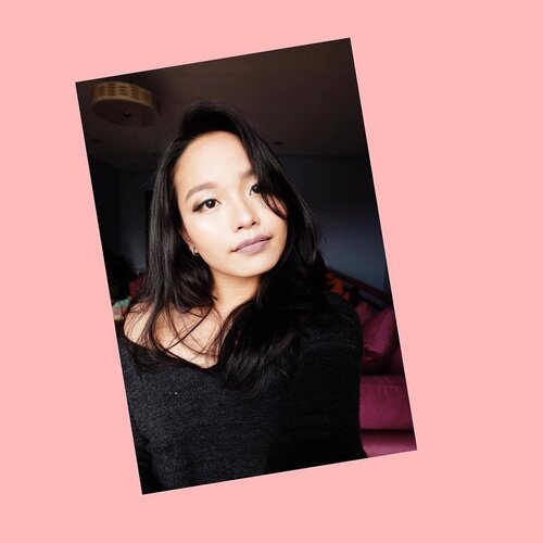 <div class="photoCaption">"Ang kapal naman ng make-up! Di naman maganda" "Make up pa, tinatago pimples! Fake!" I'm so used to hearing that in random places and comment sections of make-up lovers and enthusiasts. Make-up isn't just about concealing imperfections, being fake, and covering blemishes. It's not about nagmamaganda or nagpapasikat. It's about being able to express yourself freely, uplifting your spirit, and just simply creating art. It's about being proud of yourself and allowing yourself go out of your comfort zones.
That is why, I'm choosing to be IT. I am IT, because I am beautiful no matter what they say. I am IT, because I'm encouraging my girls out there to just go for it. Go try that mauve lippies or that dark blue ones. Go buy that rainbow highlights or that playful eyeshadow palette. Go for it, because the moment you stop thinking what others has to sag, is the moment you truly become it. Own it, baby. Stop make-up shaming. #ColouretteCliqueAudition #clozette</div>