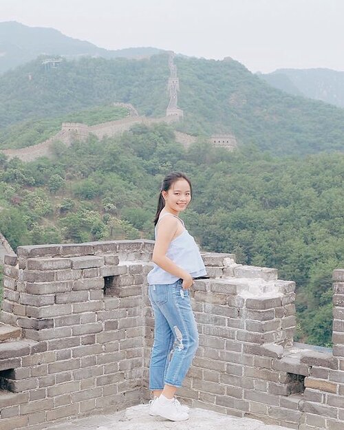 <div class="photoCaption">Bucketlist: Great Wall of China 💗 | Wearing @saltylemonph #hkristinetravels #clozette</div>