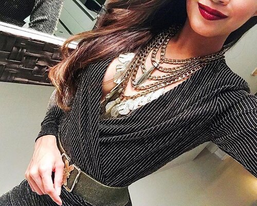 <div class="photoCaption">About last night's #HAUSOFPESH (@hopjewelry) #EDEN neck statement ✨ on #GUESSByMarciano (@guess_bymarciano) dress. Of course in my favorite #KylieLipkit (@kyliecosmetics) metal lipstick 💋 #FRIYAY #InFuckingDeed #Clozette #OOTD #WIWT #Fashion #Style #ShopMyEnvicase #Envicase</div>