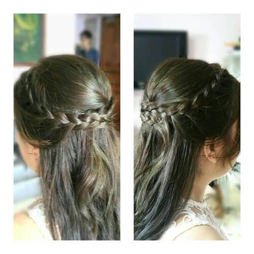 <div class="photoCaption">Alicia requested for a braided half updo, there you have it 😍😍
.
.
.
#hairstyling #braids #bridal #bridalhair #bridalupdo #bridalhairstyles #halfupdo #clozette #beauty #ROM #solemization #ヘアメイク #ヘアアレンジ #ウェデイングメイク #メイクアップアーティスト #シンガポール #リハ#ブライダル #ヘアスタイル #三つ編み</div>