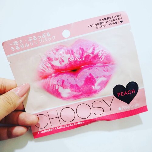 <div class="photoCaption">Preparing for sexy smooth kiss tonight... 💋
Honest I really love this lip mask I picked up from Japan drugstore...super hydrating!
#puresmile #beauty #bblogger #lipmask #clozette #kiss #lips #Japan #japanbeauty #sgig #mask #beautymask #kissablelips</div>
