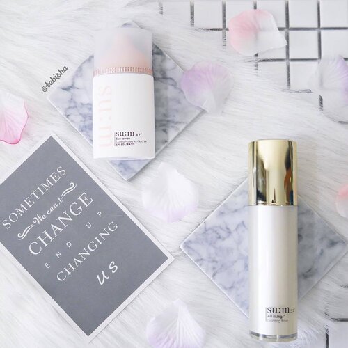 <div class="photoCaption">su:m37° Sun-away Cooling Watery Sun Block EX & Air rising Dazzling Base reviews is now up on my blog.Read more on www.tebisha.com link on my bio ☝🏻#sum37 #sum37sg #sum37sunaway #sum37airrising #sunblock #sumscreen #skincare #beauty #clozette #kbeauty #koreanbeauty</div>