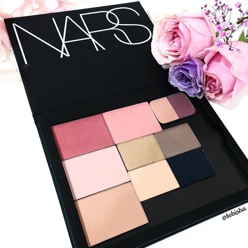 <div class="photoCaption">Say HI 👋🏻 to my NARS Pro Palette!Only available at SG NARS flagship store (Taka, Ngee Ann City, B1-53)!Mix and match the the blusher / eyeshadow shades that we love and place it all in the pro palette 😉Check out their #NARSsg Flagship store now and start customising your Pro Palette! 👍🏻#nars #narsissist #propalette #narspropalette #makeup #blusher #eyeshadow #beauty #clozette @narsissist</div>