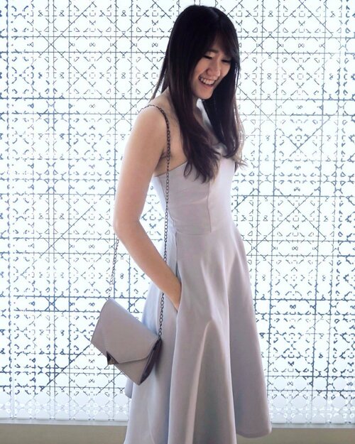 <div class="photoCaption">Because the best things happen when your eyes are closed. Just like sleeping. #potd
// Featuring @supergurl midi dress 'cuz i love it!</div>
