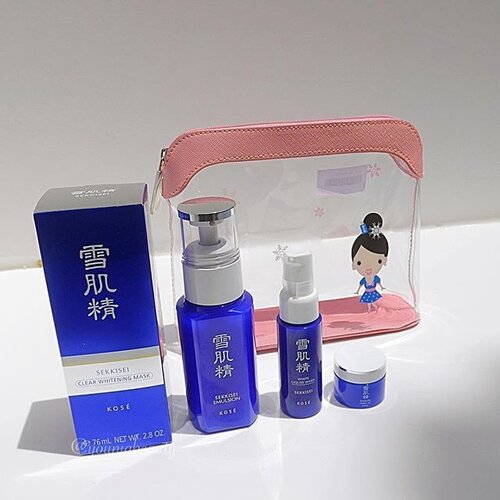 <div class="photoCaption">when your addicted to skincare and you see cute stuff but you know you still have a lot of unopened products...you find an excuse to give this to your #sister on her birthday.
@kosesg #sekkisei set
#kose clear #whitening mask, #emulsion, liquid wash, herbal gel
#youniqbeauty #flatlay #clozette #beauty #jbeauty #asianskincare #beautyblogger #beautycommunity #abcommunity #rasianbeauty #bblogger #gift #skincare #skincarehaul #beautybargain #shopaholic #birthdaygift #japaneseskincare #influencer #bbloggerph #beautybloggerph</div>