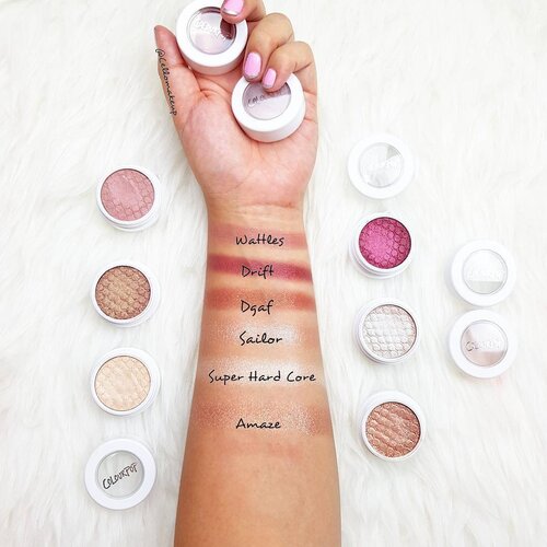 <div class="photoCaption">🌜After Hours swatches 🌛
Super love Dgaf and sailor! What about you?
#clozette #abcommunity #kbeautyblogger #makeupporn #makeupgeek #100daysofmakeup #makeuptalk #lfl #likeforfollow #tutorial #afterhours #supershockshadows</div>