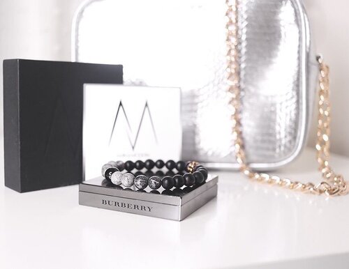 <div class="photoCaption">Are you done picking gifts for Father's Day? One of my gifts for dad just arrived — marble design + 18k gold coated boulder charm from @mn_mdrn
•
They design luxury bracelets for stylish men or in my case girls who want their dad to look stylish (not that I’m saying my dad is not stylish lol! Yes Pa you are a fashion savant!) ☺️ Thanks #ManModern ♥️ #ManModernPH
More photos up on the blog</div>