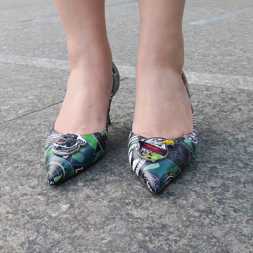 <div class="photoCaption">Shoesday Quote:: The Black Panther represents stealth, strength, and awareness. It's eyes are piercing as if it can look right through your soul. Panther tells you to look at your fears head on - to face them through being assertive - but not aggressive. Panther teaches self-sufficiency and developing faith in ones ability. As for the Eagle when a storm is coming, all other birds seek shelter. The Eagle alone, avoids the storm by flying above it. So, in the storms of life… May your heart soar like an Eagle. .
Shoes:: Army Badge Heels #AlegraSingapore .
#shenwendys #fashionista #fashionaddict #stylish #fashionstyle #yummymummy #corporatecatwalk #likeaboss #fashionblog #instafashion #style #fblogger #fashion #love #beautiful #glambassador @glambassadorofficial #bloggerbabes @thebloggerbabes #workingmumsirl #clozetter #clozette @clozetteco #inspiration #qotd #shoesday #thehappygals</div>