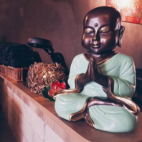 <div class="photoCaption">Does your back or feet feel sore or had a long day at the office? Head down to the newly opened Samsara Wellness for a massage.
https://lovebellavida.com/2017/06/19/samsara-wellness/
GIVEAWAY🎁:
Win a FREE 30mins Foot Massage or 50% OFF the massage of your choice! Find out how to win on the blog. Giveaway ends on 30 June.
#samsarawellness #spaday #massage #review #giveaway #sggiveaway #giveawaysg #sgcontest #contestsg #ontheblog #clozette #starclozetter #clozettebloggerbabes #fashionblogger #fblogger #lifestyleblogger #lblogger #sgblogger #sgfashionblogger #BloggersUnlimited #InfluencersUnlimited #influencersg #sglife #sglifestyle #igsg</div>