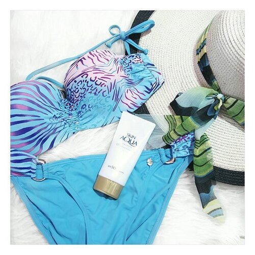 <div class="photoCaption">Enjoy the most in this summer, but remember to protect your skin with sunscreen!
#clozette #beauty #fashion #flatlays #skinaqua #summer #lifestyle #skincare #holiday #flatlay #instabeauty #potd #igmalaysia</div>