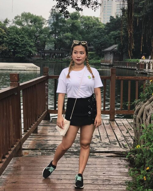 <div class="photoCaption">中国制造 🇨🇳 #huiminxoxo #fashionista #aboutalook #ootd #clozette #fashiondiaries #wiwt #guangzhou</div>