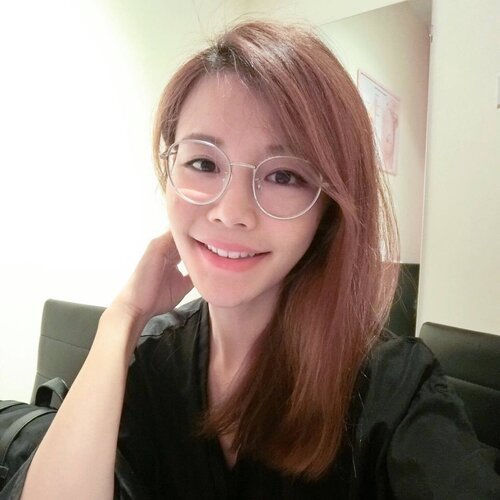 <div class="photoCaption">I went over to Tokyo Bust Express to correct the shape and posture of my boobs and I am not shy admit that! It is important to stay in "shape"! Hehe. Read more about my experience on my blog. Link in Bio! #TokyoBustExpress</div>