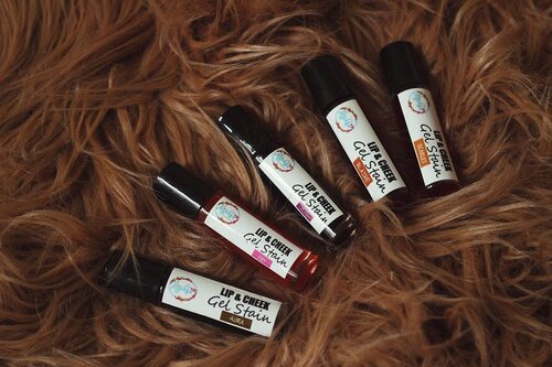 <div class="photoCaption">Another set of lip and cheek stains from @mischka_main ❤ Pigmented? Check! Long lasting? Check! Affordable? Check? What are you waiting for? Avail yours now! Check them out!! 😍 #clozette #lipandcheektint #lipandcheekstain #liptint #liptintph #mischkanatureessentials #blog #blogger #bloggerph #makeup #makeupblog</div>