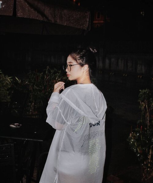 <div class="photoCaption">We put the bad in the past, now we alright 🌚 | #vsco #vscocam #vscoph #vscophile #vscoph #vscoportrait #vscopic #vscogallery #vscogang #vscogrid #vscogram #vscogirl #vscobest #detailshot #aesthetic #aesthetictumblr #tumblr #clozette #fashionph #fashion #fashionblogger #style #aldo #vintage #retro #clozette @clozetteco</div>