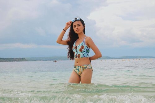 <div class="photoCaption">No one could ever take away my love for the beach. There are infinite reasons to love and respect this wonder. It makes you feel alive, beautiful and young. #PartOfOurWorld</div>