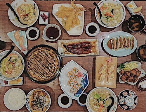 <div class="photoCaption">Explored down south for this food trip experience! Felt like I'm in Japan for quite a while! 🇯🇵 With all these authentic Japanese food from @ipponyari, I honestly couldn't pick what's my favorite dish since all of them are too good to be true 🍤🍣🥘🍲 🍚 All their ingredients and spices are all fresh from Japan to serve the best quality. 😋 Glad that I started my week right 👌🏻 Watch out for my next visit 🍽</div>