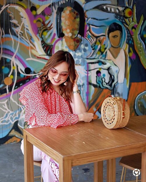 <div class="photoCaption">Happy to be back Cebu! Wearing @sheinofficial and @pinkaholicclothing http://liketk.it/2rMWc #liketkit @liketoknow.it #clozette #sheilovestotravel</div>