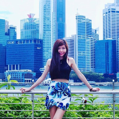 <div class="photoCaption">"You can conquer anything." 🙂 .
.
.
.
.
#me #myself #clozette #clozetter #clozetteco #starclozetter #ootd #ootdmagazine #stylefeedph #conquer #instagood #sg #singapore #building #smile #art #artsy #artistic</div>