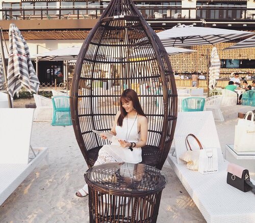 <div class="photoCaption">Having late nights almost everyday took a toll on my skin given the busy schedule that I had for the previous months. 😭Dropped a blogpost about my night time skin care routine x @nots_global @nots_official ft their EGGSKIN Skin care range to boost the laser session that I was undergoing concurrently! Have you guys checked it out yet? ✌🏻️😎
Hope yall had a great kickstarter of a week! 💋
-
-
-
-
-
#clozette
#twrootd
#twradverts
Photo credits: @guavaeva ❤️</div>