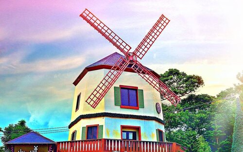 <div class="photoCaption">Sometimes in the winds of change we find our greatest direction. 😌 >>Random Snap<< #clozette</div>