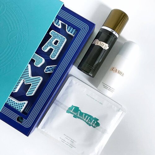 <div class="photoCaption">After yesterday's late night shenanigan, I needed maximum hydration today! La mer to the rescue.....Started using the Moisturizing Matte Lotion and loved the texture! Not sticky, not too powdery yet hydrating enough... http://liketk.it/2s8jv #liketkit @liketoknow.it #LTKbeauty #LTKstyletip #hydration #beautyblogger #beautyproducts #lamer #lamermy #mattelotion #instabeauty #skincare #hydratingmask #clozette #divainmebeauty #skincareroutine #hydratingmask #weekends</div>