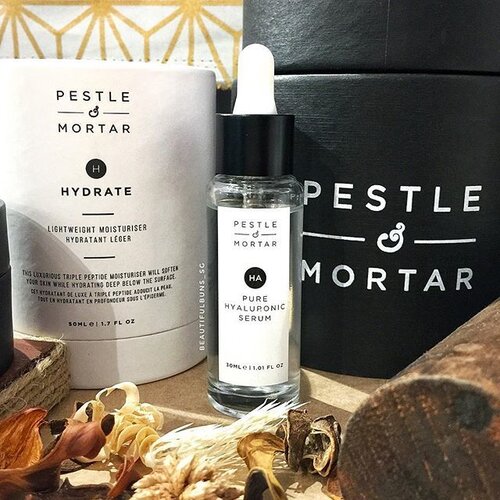 <div class="photoCaption">Need some serious hydration? Check out Pestle & Mortar, a brand that's known for its Pure Hyaluronic Serum 💦 It's available at Tangs under the Ecoluxury Beauty umbrella of brands, along with May Coop, Björk & Berries, Ren, Kat Burki, Eve Lom and Sans Ceuticals. ---#pestleandmortar #hyaluronic #hyaluronicacid #hyaluronicacidserum #serum #hydrationserum #hydration #skincare #skincareroutine #skincarejunkie #igskincare #instaskincare #cleanbeauty #clozette #ecoluxury #ecoluxurybeauty #luxurybeauty</div>