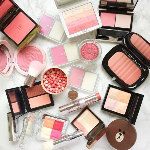 <div class="photoCaption">Results of organising the room - I do have quite a number of untouched blushers. Heh. Time to get a move on using them~ #tomford #dior #clinique #rmk #marcjacobs #givenchy #nars #jillstuart #blusher #beauty #beautyblog #beautyblogger #clozette #beautyaddict #bblogger #instabeauty #makeup #makeupjunkie #makeupaddict #makeupstash #beautyjunkie #trendmood #skincare #skincareblogger #makeuphoarder #igbeauty</div>