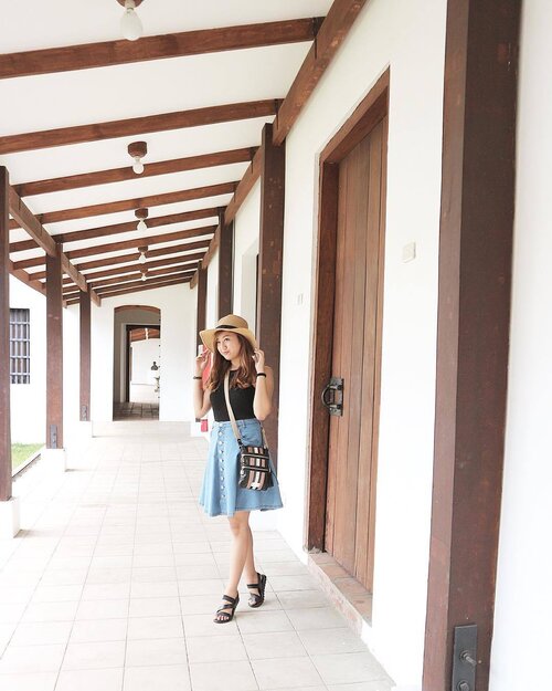 <div class="photoCaption">"Fashion is art and culture and history, and everything I love combined."</div>