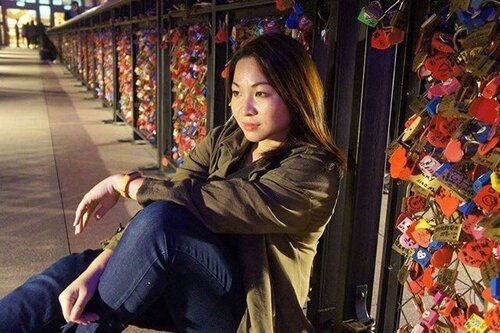 <div class="photoCaption">This is the place where lovers declare their undying devotion to one another & lock it forever. 😍
I'm lost in this sea of love, anyone care to join me 😉
#throwback of my trip to #Macau
#reminiscing #memories #travelblogger #travelling #holiday #clozette #pose #quotes #travel #vacay #takingabreak #vacation</div>