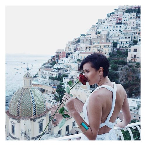 <div class="photoCaption">One of the most romantic places in Italy 🇮🇹. My heart goes to Positano at Amalfi coast 😊🍋🌹#ootd #outfitoftheday #lookoftheday #Sgootd #fashion #fashiongram #style #beautiful #currentlywearing #lookbook #wiwt #singapore #whatiworetoday #ootdshare #ootn #wiw #fashionista #katyashay #Lotd #instafashion #outfitpost #fashionpost #todaysoutfit #fashiondiaries #sglookbook #clozette #ootdsg #styleforstyle #fblogger #styleblogger</div>