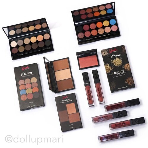 <div class="photoCaption">Please, pwede bang 48 hours in a day?! 🙏🏻🙏🏻🙏🏻 I reaaaally neeeeed tiiiiime to be able to explore and blog about @skleekmakeup!!! 🕰⏰⌛️⏳I love their Sunset palette soooo much because it’s all our amber dreams summarized in one palette. 🌞🌞🌞And of course, walang kamatayan ang @sleekmakeupPH Birthday Suit Matte Me! 👶🏻👶🏻👶🏻To those who are wondering, I got my face palette from @sleekmakeupthailandofficial— I don’t think that that shade is being sold here in the Philippines! I mistakenly got the wrong item. I was supposed to pick the palette for fair, but I picked up the medium palette. To make it feel complete, I just used an @smbeautyph GC to buy a blush single here in Manila. 💁🏻💁🏻💁🏻 #SleekMakeup #SleekMakeupPH #MatteMe #EyeshadowPalette #LiquidLipstick</div>