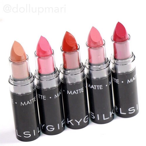 <div class="photoCaption">#silkygirlph So Matte Lipsticks are sooo pretty. The red one is sooo perfect for Pinays!!! Check them out at Landmark stores 💄💄💄😘😘😘 #Silkygirl #💄 #Lipstick #mattelipstick</div>