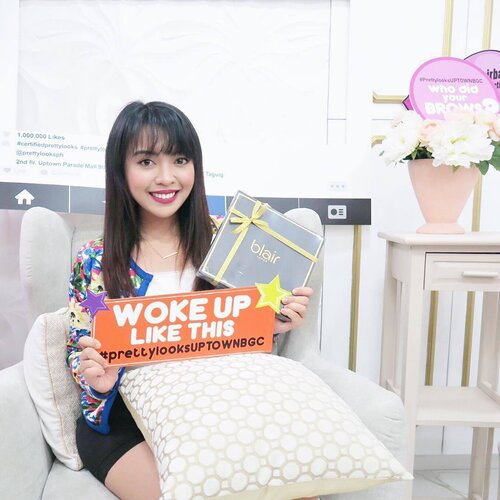 <div class="photoCaption">Congratulations @prettylooksph for the new branch! Visit their new clinic at 2nd Level Uptown Parade, BGC! Excited for the new services and @blair_cosmetics products too! Vlog coming up soonest! I'll be back there next week together with the other vloggers / #blairbabes ❤️
...
#certifiedprettylooks #prettylooksuptownbgc #clozette #shesingsbeauty #prettylooksph #blaircosmetics</div>