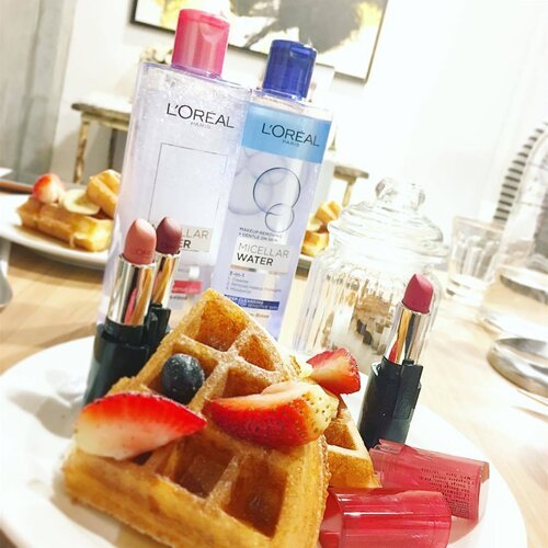 <div class="photoCaption">Taking a break today from wedding preps, dinner with @Lorealmakeup! The Infalliable Le Rouge range is pretty durable, my shade barely budged through my entire 2 hour dinner. More deets in my InstaStories! .
.
#clozette #slaytheflatlay #whatiate #desserttime #makeupaddict #makeupjunkie #flatlay #beautymafia #wefie #beautytalk #bblogger #ontheface #instabeauty #beautynews #beautychat #lorealmakeup #lorealparissg</div>