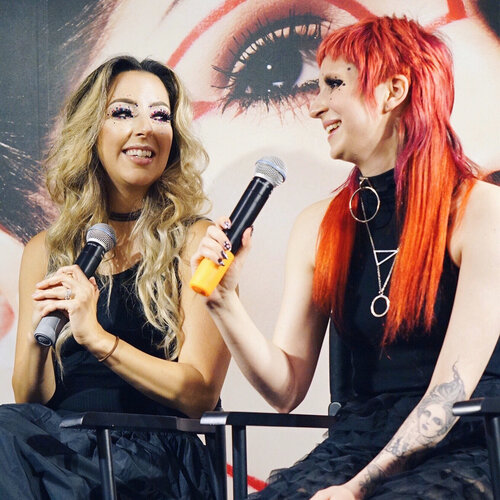 <div class="photoCaption">Special appearance by @katvondbeauty Artistry Collective's Tara and Kelsey, celebrating one year in Singapore. Visit their Lip Pop Up shop at ION Orchard's level 1 atrium to try on 15 new #Everlasting Liquid Lipsticks and 30 new Lip Liner shades!
#clozette #katvondbeauty #everlastinglip</div>