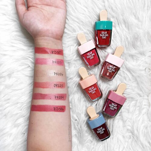 <div class="photoCaption">Lippie choice for this summer has got to be these ultra adorable popsicle looking lip tints from @etudehousesingapore! Happy Friday & have a good one darlings! 💋
.
#etudehouse #etudehousesg #clozette #kbeauty</div>