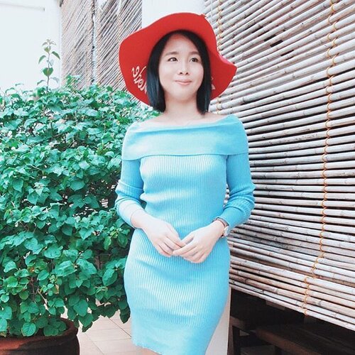 <div class="photoCaption">Madam 😂 Jk— Outfit by @daintydresses8 || Hat by @thetravellersboutique Thank you! #clozette #ootd</div>