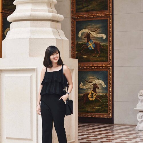 <div class="photoCaption">When your hotel has the best #ootd backdrops and tons of natural light streaming in ☀️ - wearing this fuss-free top from @carrislabelle that was perfect for my Sky Walking adventure! 📸: @mshannahchia
#carrislabelle #clozette #ootd #cassanadverts</div>