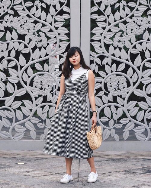 <div class="photoCaption">Pretty much a sucker for anything gingham patterned these days. Yesterday arvo in the cutest piece from @thebeverlynlabel, and you can get 10% off your total purchase with <cassx10>. Have also been going for body contouring + facial sessions with @nu.reflectionsfab, can't wait to share the results with you guys in due time! 🤗 #clozette #thebeverlynlabel</div>