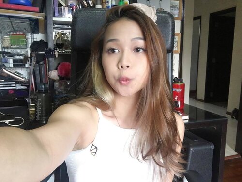 <div class="photoCaption">TGIF!! This is obviously a throwback photo, but click the link in my bio to watch me eat spicy stuff. 🌶🌶🌶 .
#spicyramenchallenge #weeklyvlog #youtube #selfie #potd #tgif #clozette #chinaphilidoll #linkinbio</div>