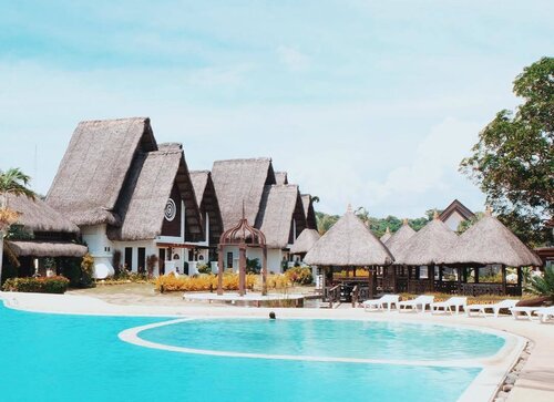 <div class="photoCaption">Pa-pa-pa-paradise. Everyday vacation. 💙 #clozette #clozetteambassador #playatropical #ilocos</div>