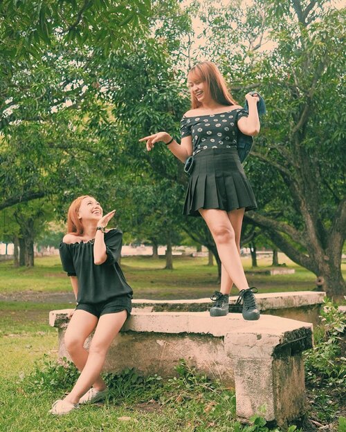 <div class="photoCaption">"Bes may chika ko sayo" @itskayedecena
#ootd #fashion #basicootd #tumblrposts #bloggerph #monochrome #tumblrgirl #tumblr #blackoutfit #blogger #youtube #youtuber #basic #fashionblogger #portrait #clozette #vscocam #vsco #ishootfilm #selfie #shootfilmstaybroke #artsy #creative #blog #artistic #artist #photography #bloggerstyle</div>