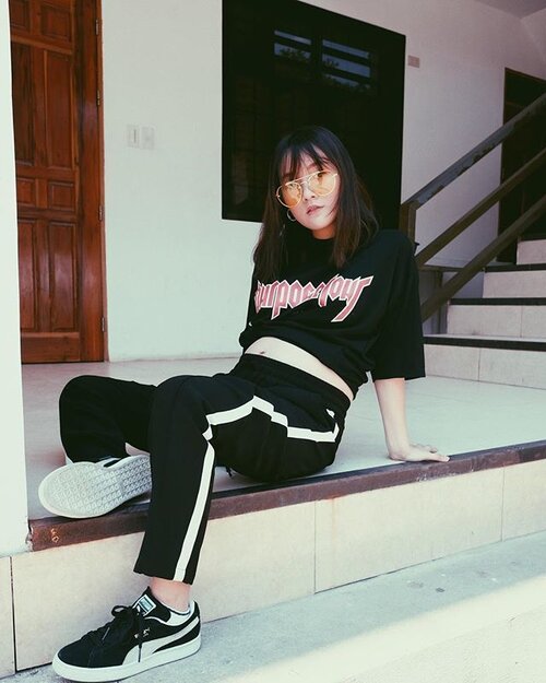 <div class="photoCaption">Yas! Soon to be momma!👶🏻❤️ 📸 @jossahtecson @clozetteco #clozette #vsco #vscogang #vscocam @fujifilmph @fujifilmphlifestyle #fujifilm #fujifilmph @stylefeed.ph @pilipinasootd #stylefeed #ootd #ootdshare #ootdwomen #fashionblogger #fashiondiaries #fashionblog</div>